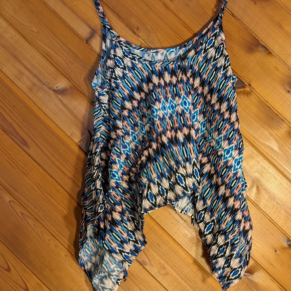 Cropped Tank - Picture 6 of 6